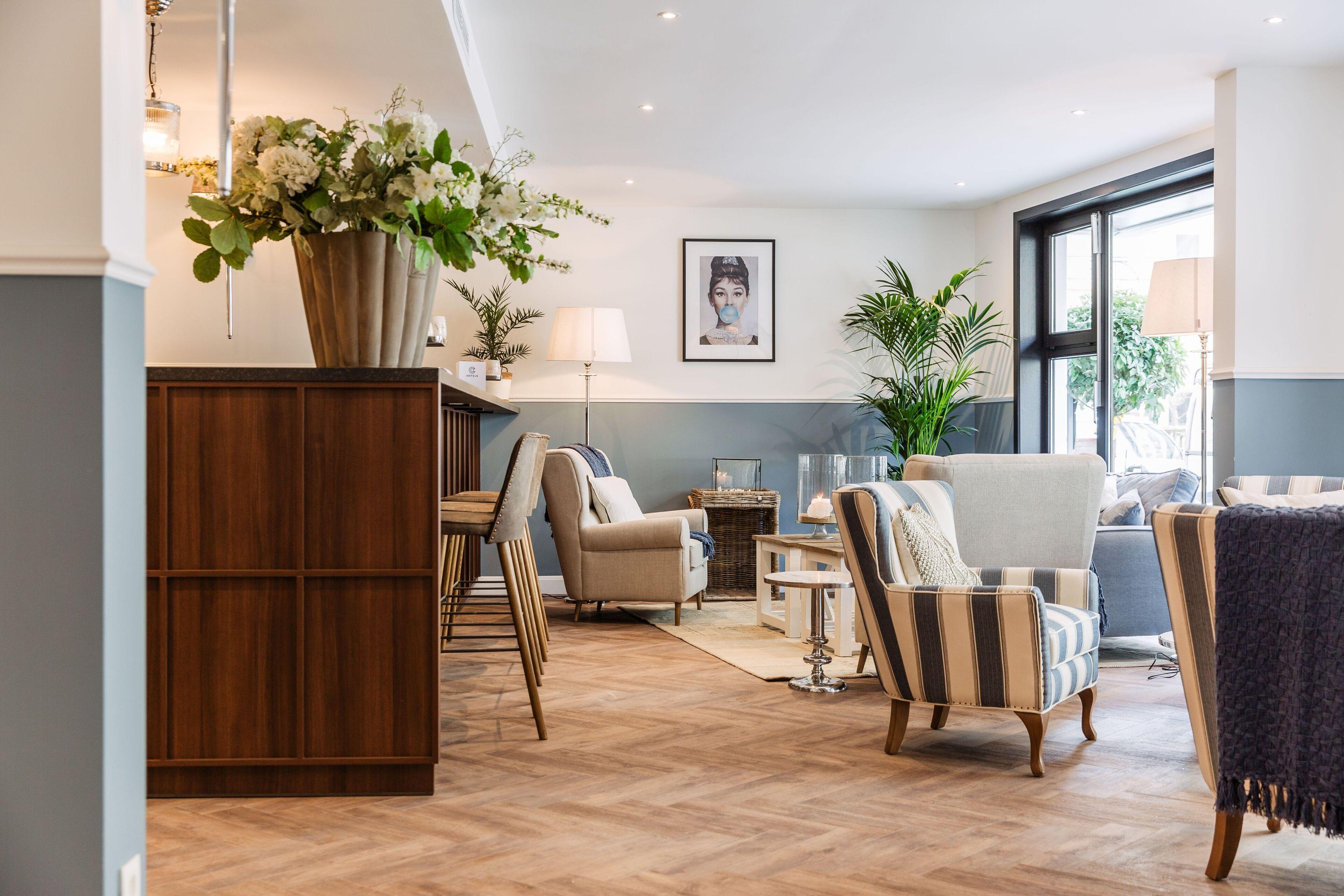 Centraal in Oostende: 4 Hotels bij Maria Hendrikapark Vergeleken